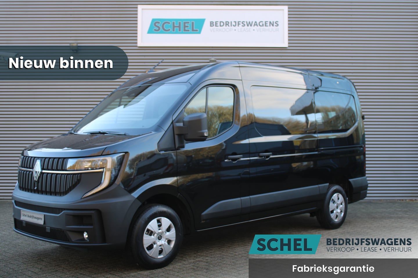 Renault Master - T35 2.0 dCi 170pk L2H2 Extra - 2x Schuifdeur - Navigatie - Blind Spot - Camera - Stoelverw - AutoWereld.nl