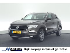 Volkswagen T-Roc - 1.0 TSI 116pk H6 Style Trekhaak Virtual Cockpit Navigatie