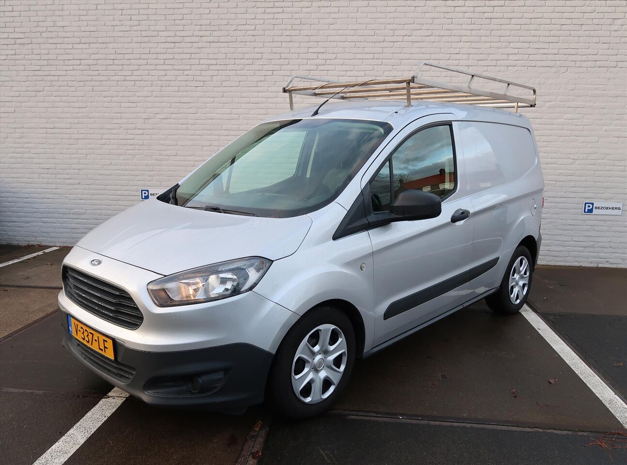 Ford Transit Courier - 1.5 TDCI 55KW I Airco I Imperiaal I Airco I Cruise-Control I Betimmering I - AutoWereld.nl