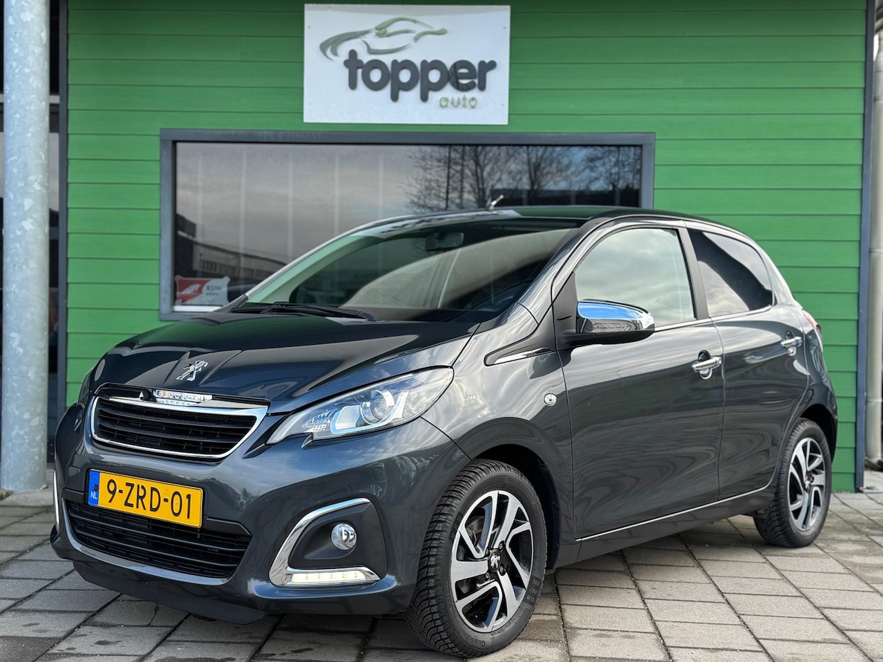 Peugeot 108 - 1.0 e-VTi Première / Carplay / CruiseControl / Camera / - AutoWereld.nl