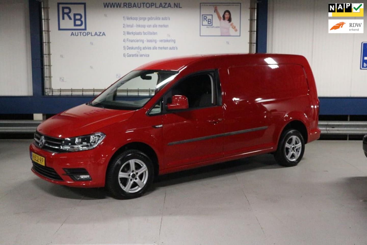 Volkswagen Caddy Maxi - 2.0 TDI L2 / 1e EIG / HIGHLINE / VELG / AIRCO / EUR 6 ! ! ! - AutoWereld.nl