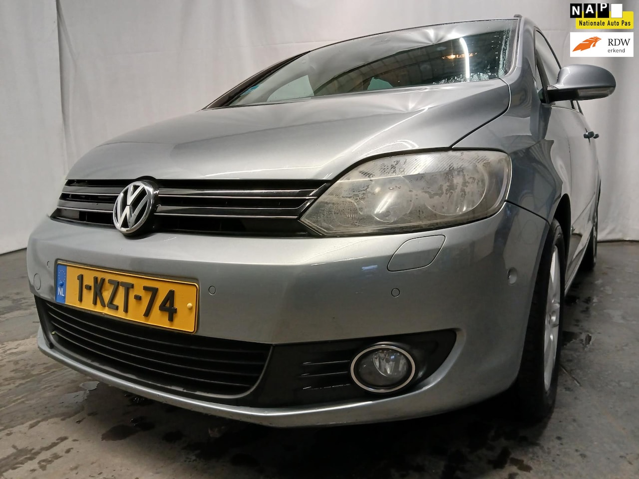 Volkswagen Golf Plus - 1.2 TSI Comfortline BlueMotion - Rechter Zijschade - WOK - AutoWereld.nl