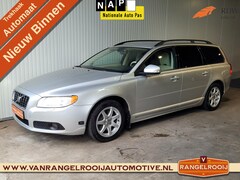 Volvo V70 - 2.5FT Summum, trekhaak, clima, cruise, xenon, stoelverw