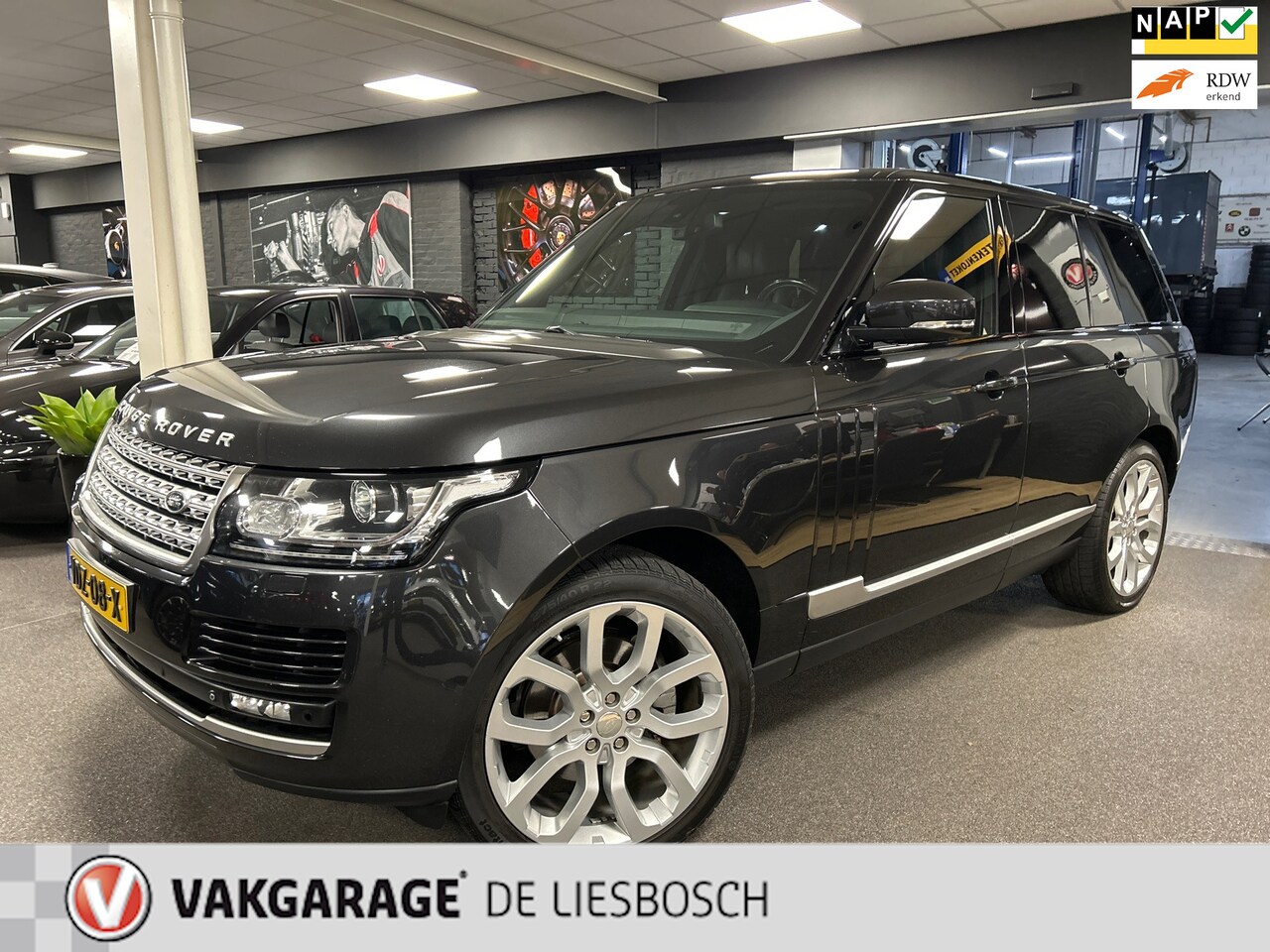 Land Rover Range Rover - 3.0 TDV6 NL-Auto grijskenteken / auto is in super nette staat / leer / navi / camera - AutoWereld.nl