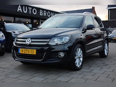 Volkswagen Tiguan - 1.4 TSI SPORT&STYLE AUTOMAAT | NAVI | TREKHAAK