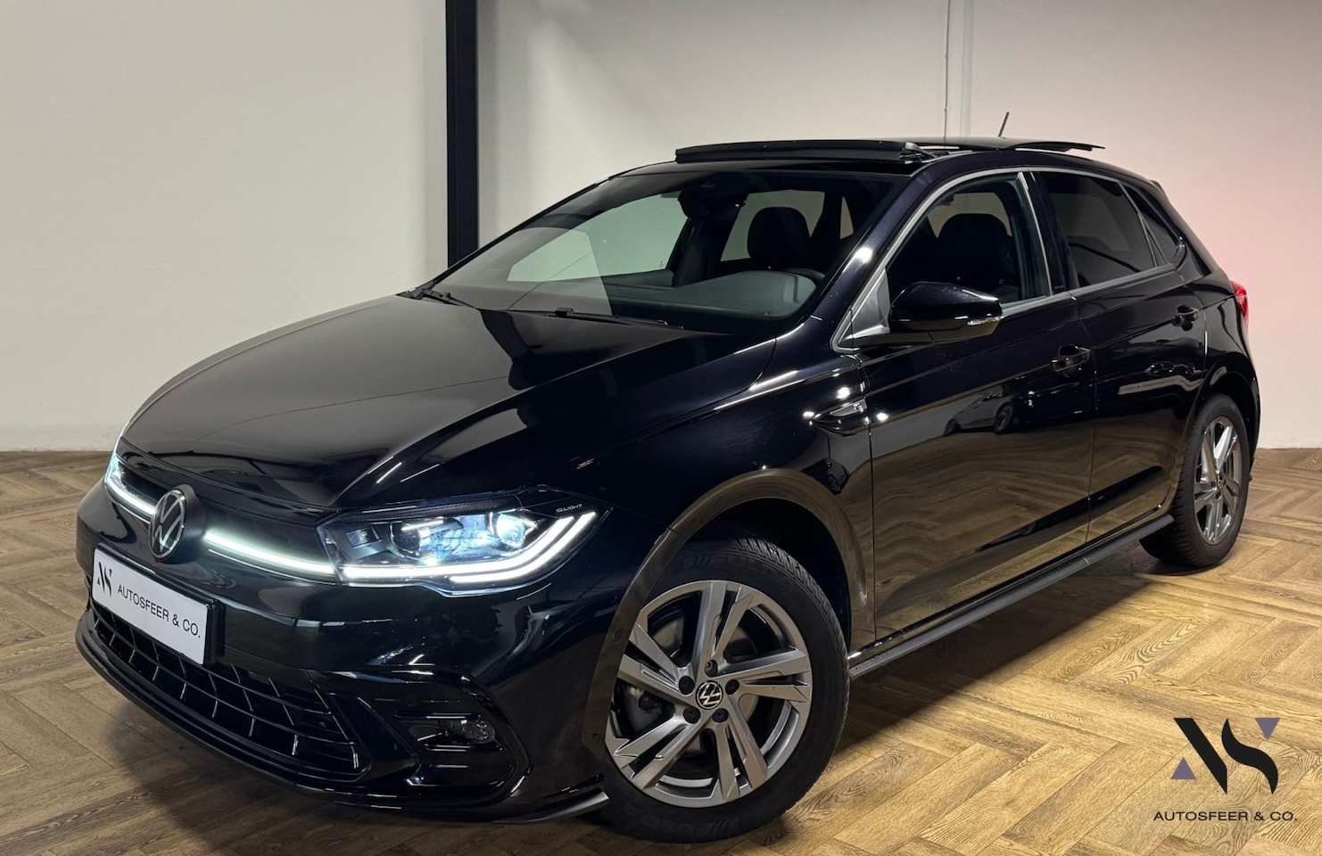 Volkswagen Polo - 1.0 TSI R-Line PANO CAM VOL' - AutoWereld.nl