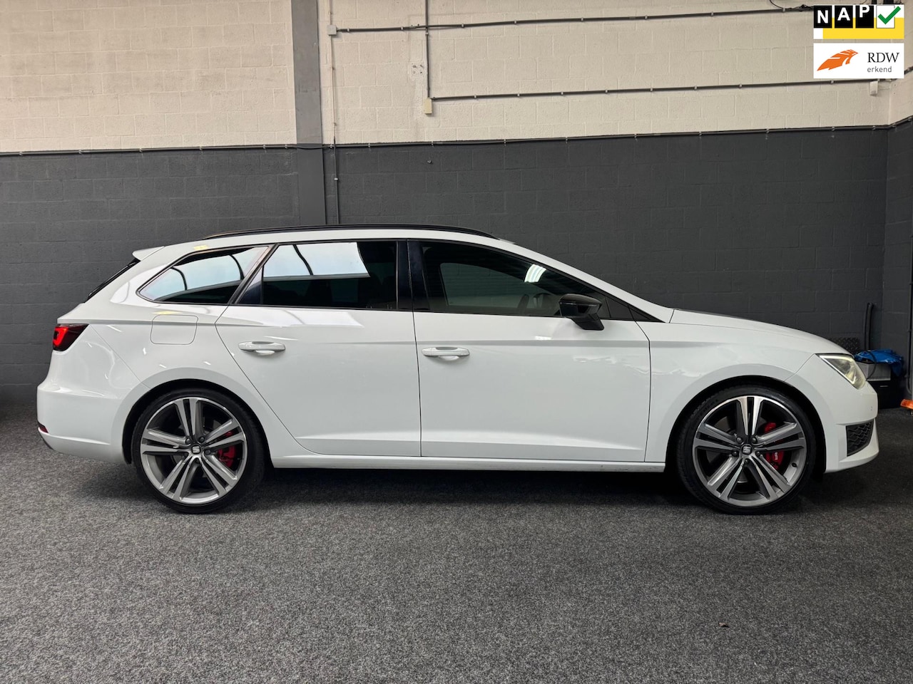 Seat Leon ST - 2.0 TSI Cupra 280 2.0 TSI Cupra 280, Pano, Leder, - AutoWereld.nl