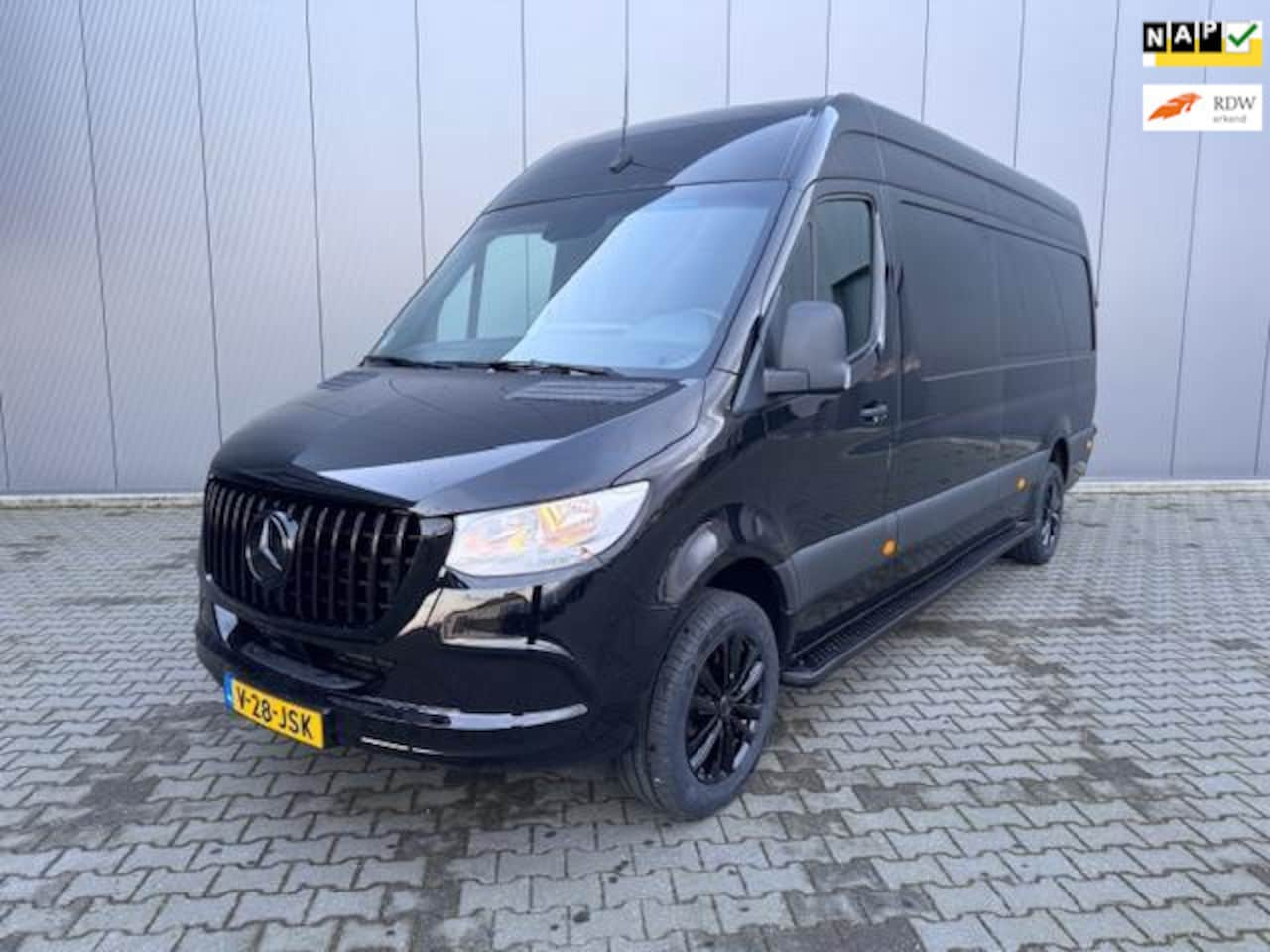 Mercedes-Benz Sprinter - 317 L3 H2 AUTOMAAT NAVI CRUISE TREKHAAK - AutoWereld.nl