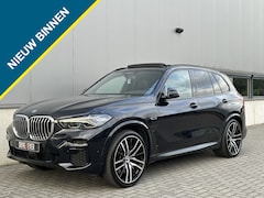 BMW X5 - xDrive45e M PACK 395pk PANO ACC ECC 360 CAMERA HUD LEDER