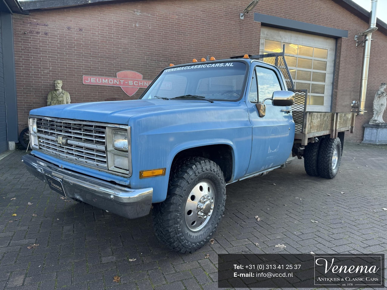 Chevrolet C30 - Flatbed Dually Stake Truck - AutoWereld.nl