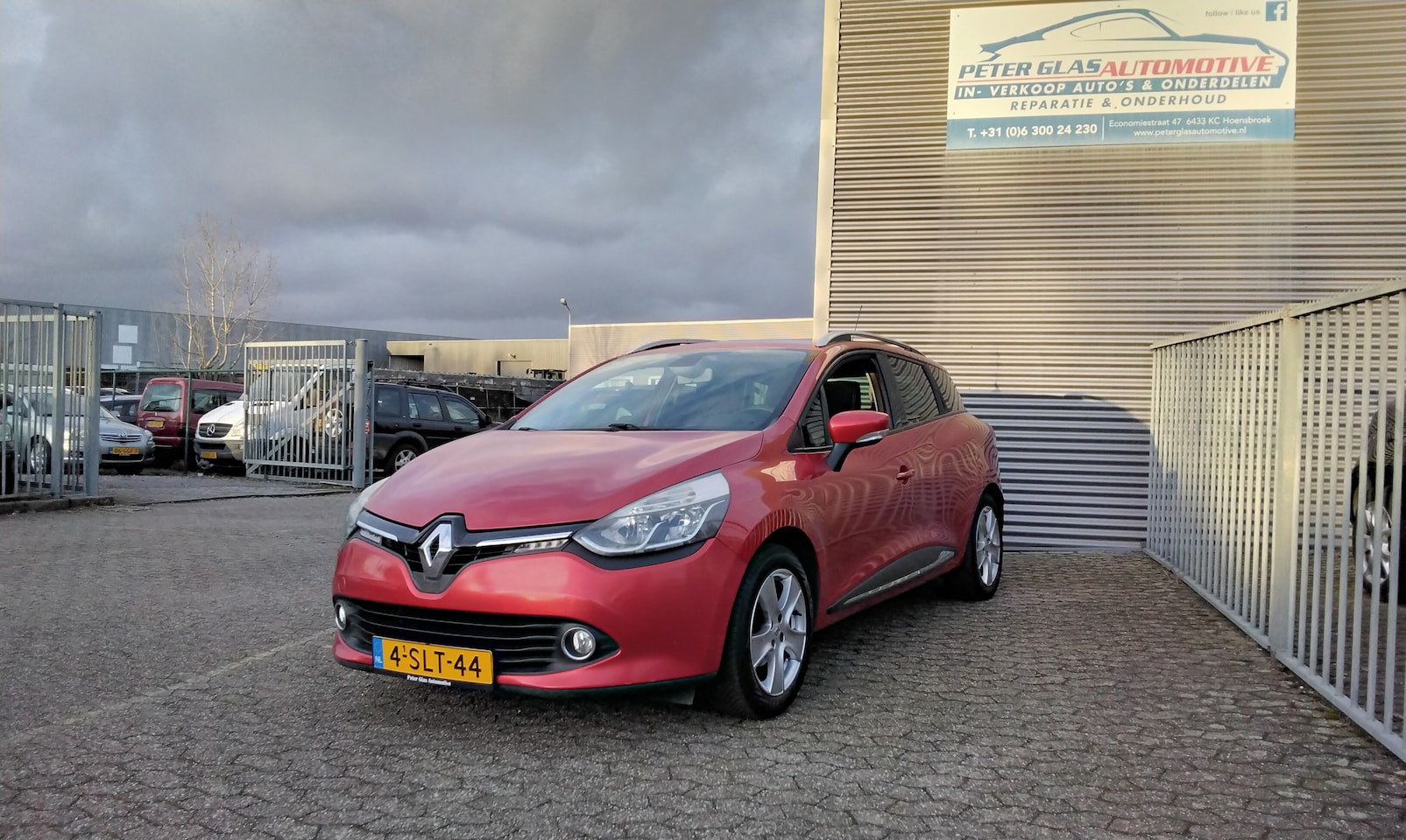 Renault Clio Estate - 0.9 TCe Expression Nap - nieuwe koppeling - navi - climat controle - pdc - AutoWereld.nl