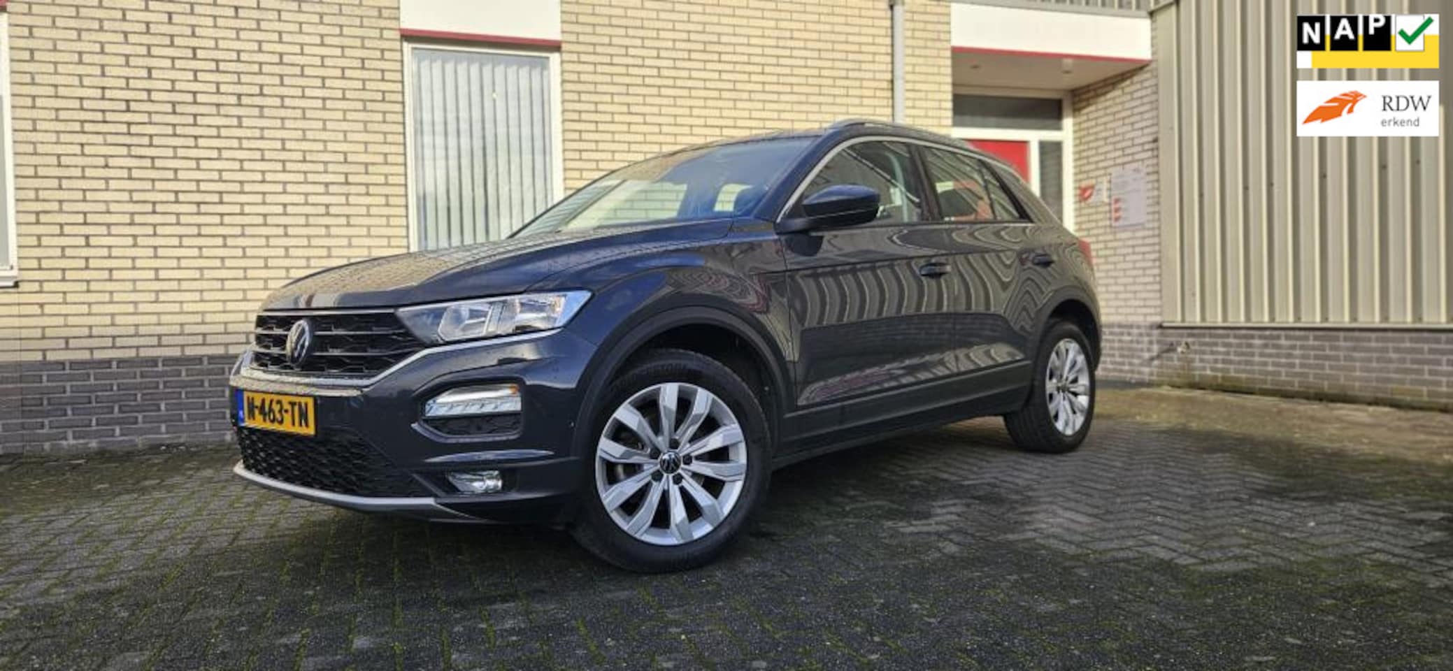 Volkswagen T-Roc - 1.5 TSI Style Business/CARPLAY/1e EIG/NL-AUTO - AutoWereld.nl