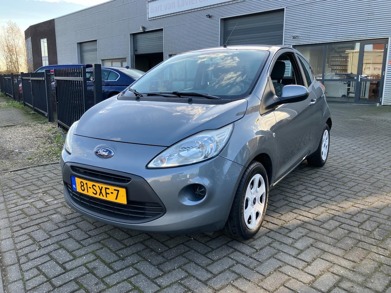 Ford Ka - 1.2 Cool & Sound 59000KM , ORG. NED. AUTO - AutoWereld.nl