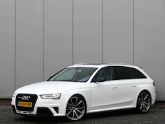 Audi A4 Avant - 4.2 FSI RS4 quattro Panorama dak / Navi / Adaptive cruise control / Achteruitrijcamera