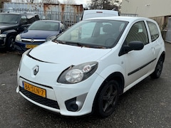 Renault Twingo - 1.5 dCi Authentique | Elek-Pakket | Schade/Damage