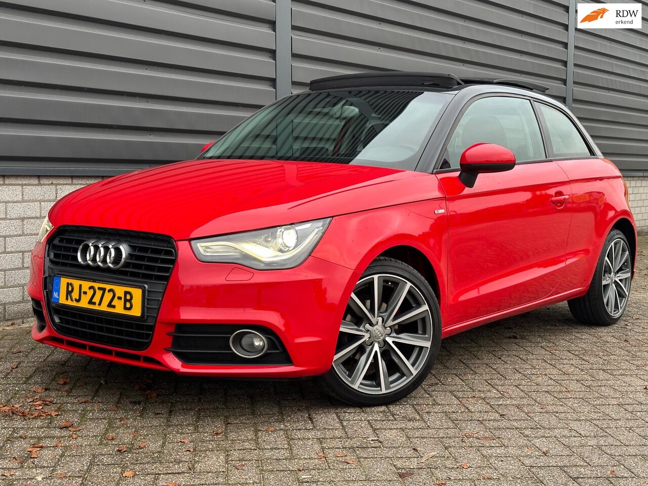 Audi A1 - 1.2 TFSI Ambition Pro Line S LINE XENON PANO NAVI - AutoWereld.nl