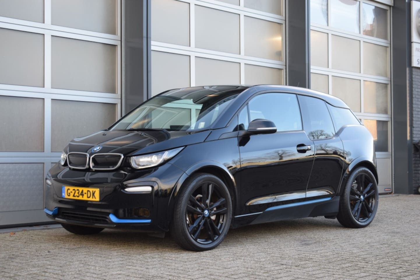 BMW i3 - i S 120Ah 42kWh - AutoWereld.nl