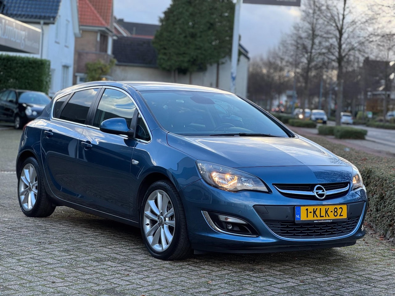 Opel Astra - 1.4 Turbo Sport|Leer|Camera|All Season|Zojuist beurt gehad - AutoWereld.nl