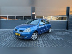 Renault Clio - 1.2-16V Authentique Comfort Nieuwe Distributiriem