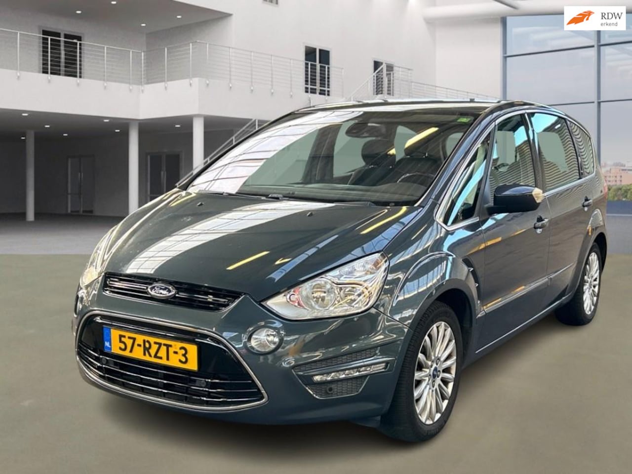 Ford S-Max - 1.6 EcoBoost Titanium NAVI PSENSOR CRUISE TREKHAAK 2 X SLEUTELS - AutoWereld.nl