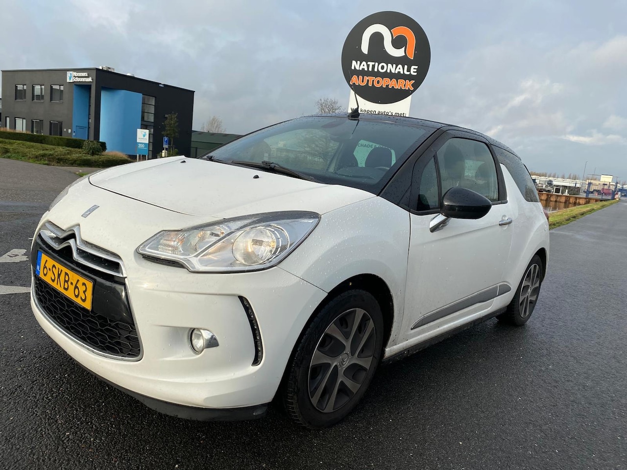 Citroën DS3 Cabrio - 2013 * 1.2 VTi Chic * FACELIFT * NAVI * - AutoWereld.nl