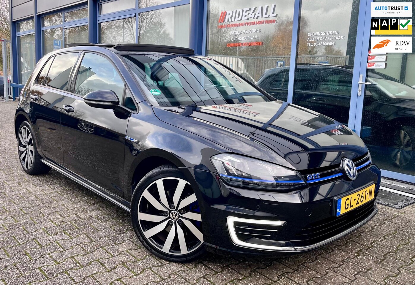 Volkswagen Golf - 1.4 TSI GTE/PANO/CAMERA/LEDER!!! - AutoWereld.nl