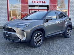 Toyota Yaris Cross - HYBRID 130 FIRST EDITION NIEUW & DIRECT LEVERBAAR STOEL/STUURVERW PARK-SENSOREN BLIND-SPOT