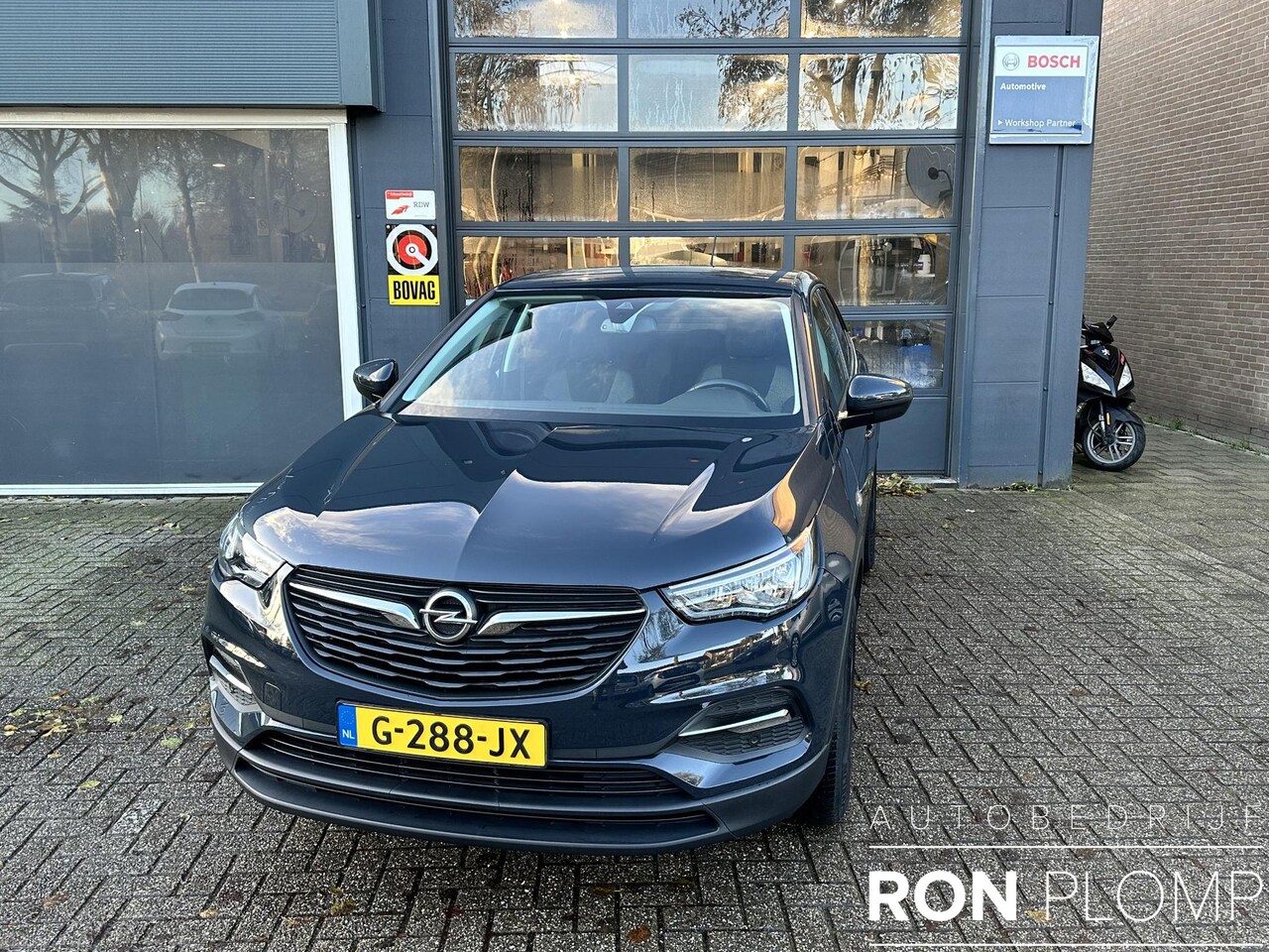 Opel Grandland X - 1.2 Turbo 130PK 120 Jaar Edition / Airco/ Apple carplay/ Cruise/ PDC/ LED/ LMV - AutoWereld.nl