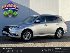 Mitsubishi Outlander - 2.4 PHEV Intense Automaat / Keyless / Climate control / Navigatie d.m.v. Apple carplay & A