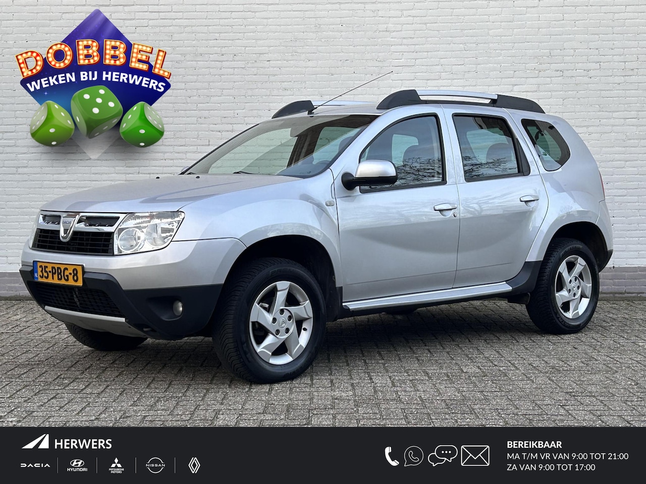 Dacia Duster - 1.6 Lauréate 2wd / Trekhaak / Airco / Cruise control / Bluetooth / Lederen bekleding /  El - AutoWereld.nl