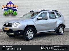 Dacia Duster - 1.6 Lauréate 2wd / Trekhaak / Airco / Cruise control / Bluetooth / Lederen bekleding / Ele