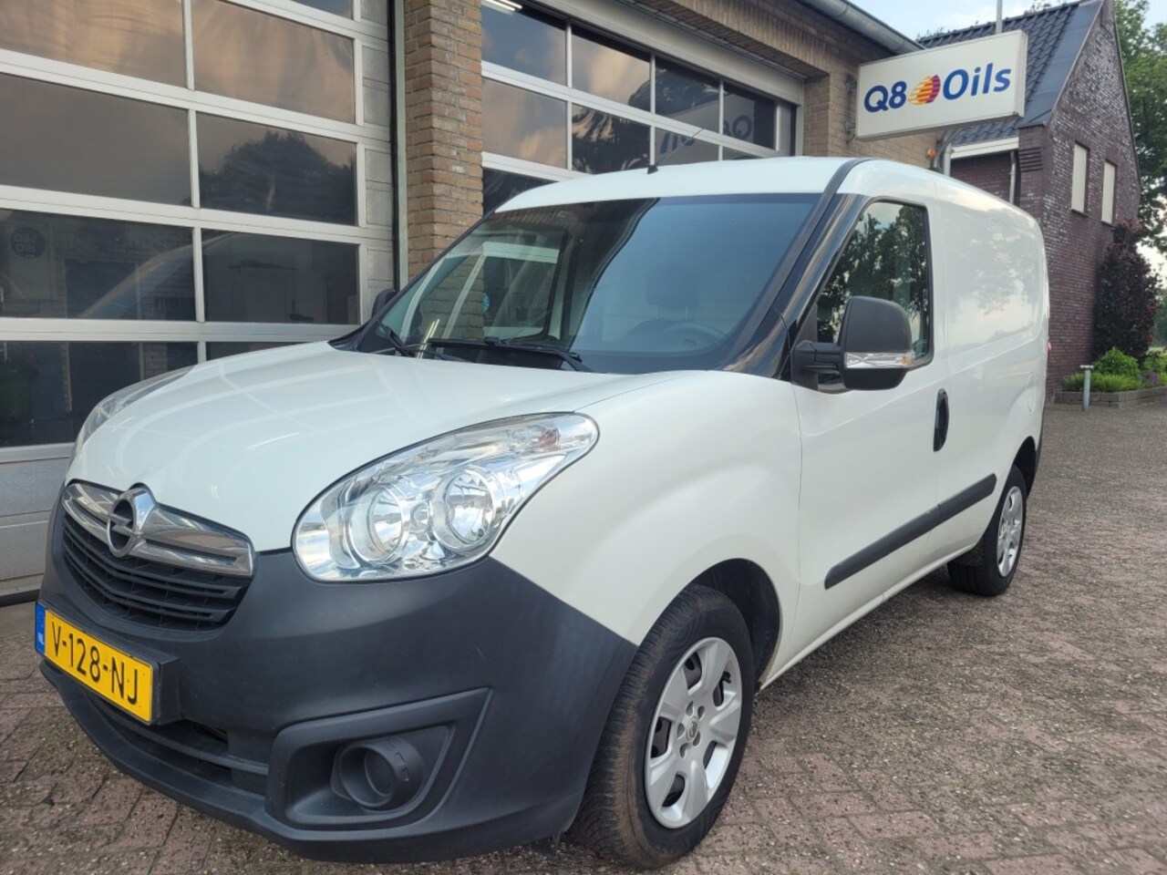 Opel Combo - 1.3 CDTI  L1 H1 Edition  airco met schuifdeur - AutoWereld.nl