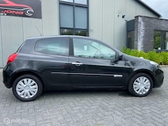 Renault Clio - 1.2 Authentique NW apk