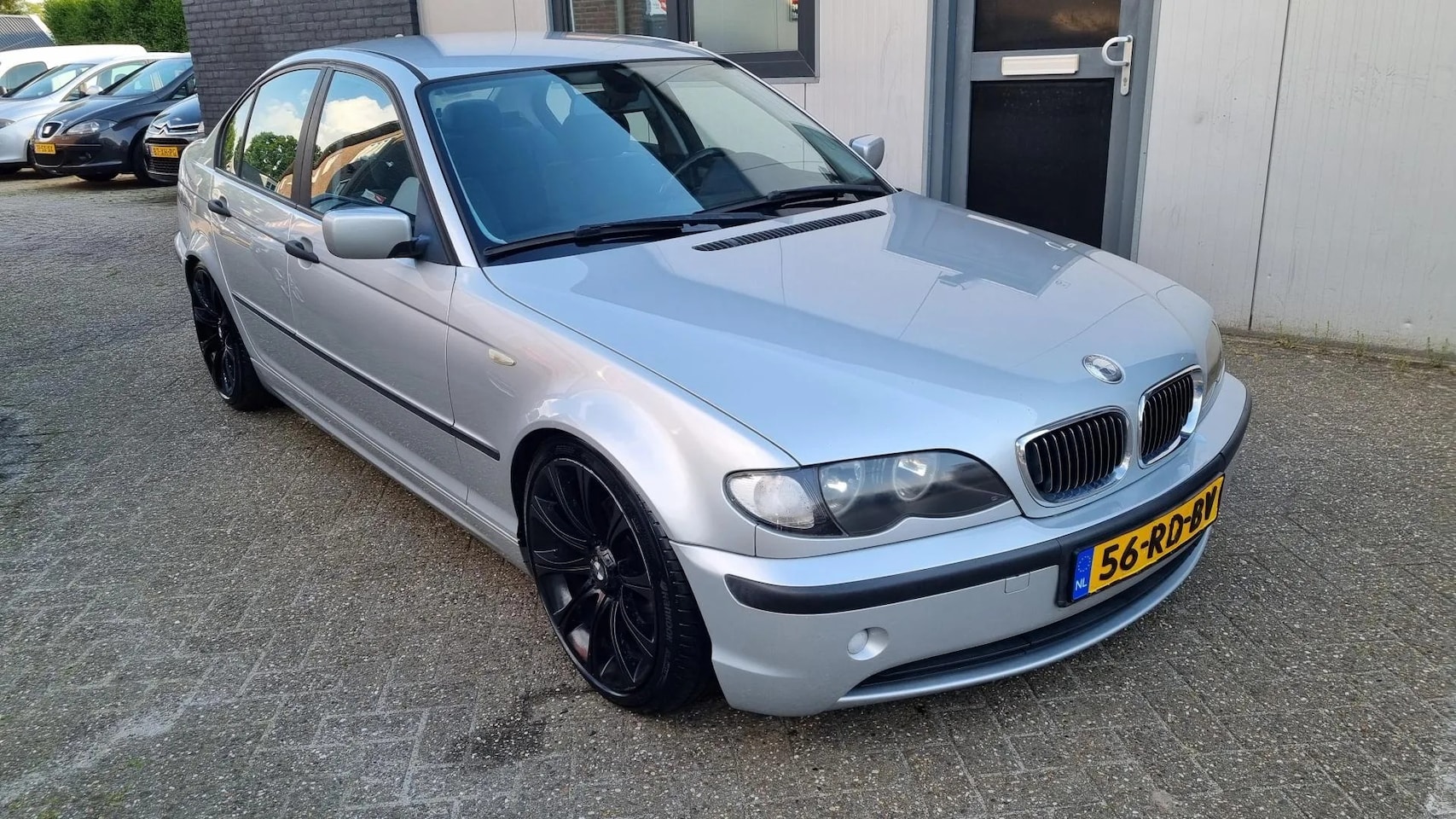 BMW 3-serie - 316i Black&Silver II - AutoWereld.nl