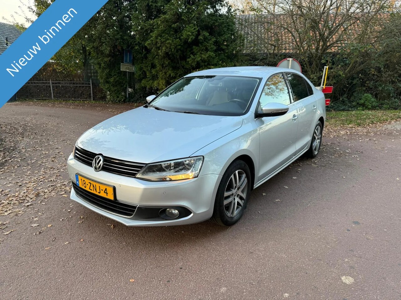 Volkswagen Jetta - 1.6 TDI High Executive Line BlueMotion 1.6 TDI High Executive Line BlueMotion - AutoWereld.nl