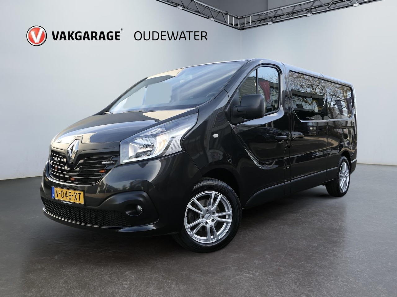 Renault Trafic - 1.6 dCi T29 L2H1 Dubbel Cabine Luxe - AutoWereld.nl