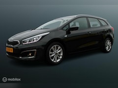 Kia Cee'd Sportswagon - 1.6 GDI 135 PK First Edition, Trekhaak, Pdc + Camera, Navi, Telefoon, Cruise, Airco