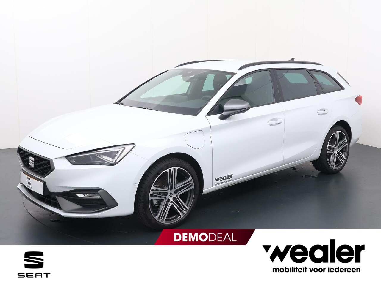 Seat Leon Sportstourer - 1.5 TSI e-Hybrid FR PHEV First Edition 150 kW / 204pk | LED Matrix | - AutoWereld.nl