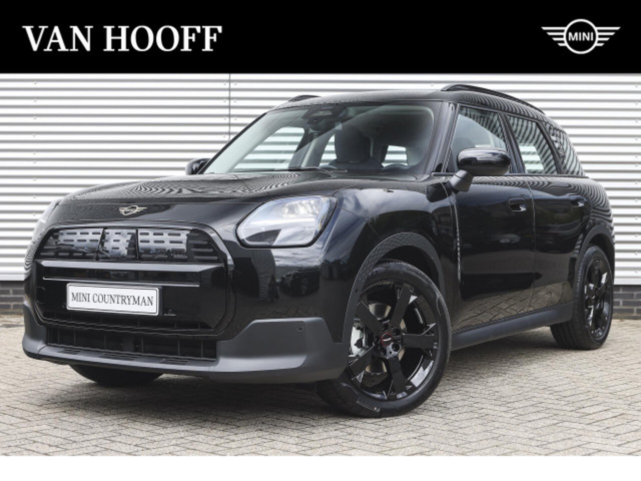 MINI Countryman - E / Classic / Pakket XS / 19" John Cooper Works Runway Spoke black - AutoWereld.nl