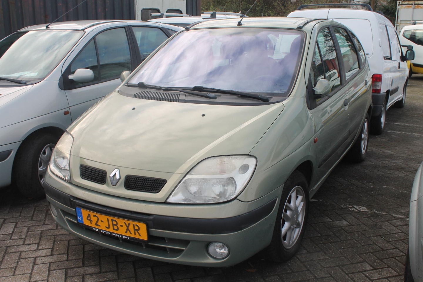 Renault Scénic - 1.6-16V Authentique 1.6-16V Authentique - AutoWereld.nl