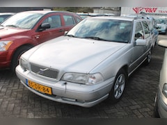 Volvo V70 - 2.5 Luxury-Line