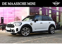 MINI Countryman - Cooper SE ALL4 Classic Automaat / Panoramadak / Achteruitrijcamera / Verwarmd stuurwiel /