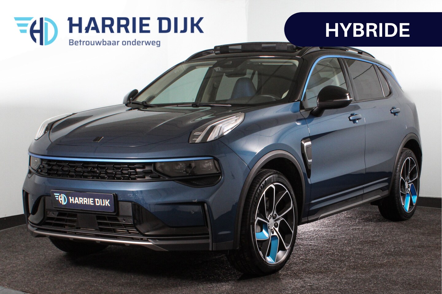 Lynk & Co 01 - 1.5 PHEV 261PK MY22 | 360 Camera  | 7.4 kWh Boordlader | S/K-panodak | Adapt. Cruise | Mem - AutoWereld.nl