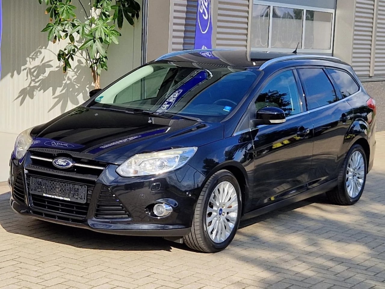 Ford Focus Wagon - 1.0 EcoBoost Titanium 1.0 EcoBoost 125pk Titanium - AutoWereld.nl