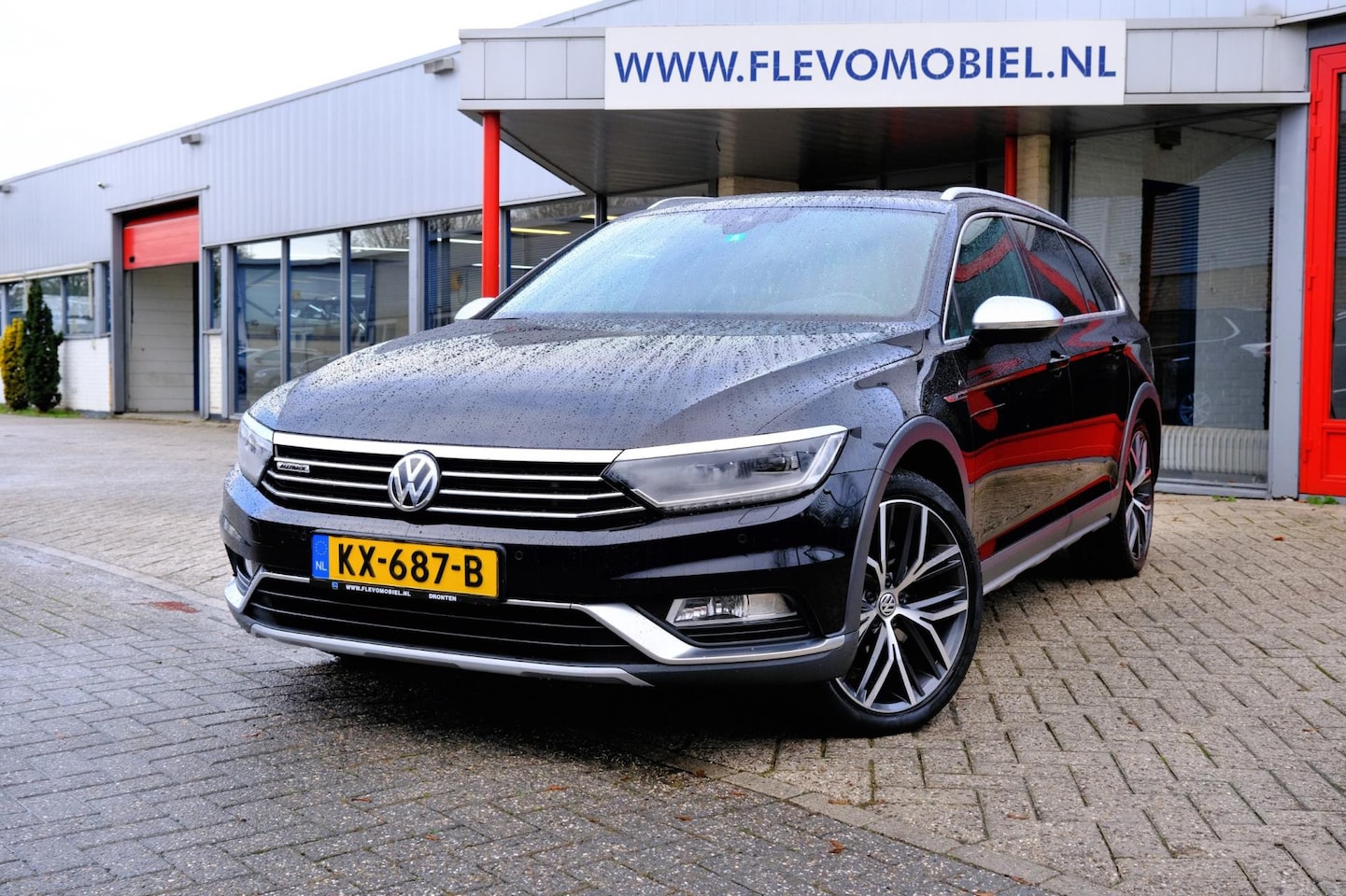 Volkswagen Passat Variant - 2.0 BiTDI 240pk 4Motion Highline Aut. Pano|Leder|Xenon|Virtual Disp|Adapt.Cruise|Enz! - AutoWereld.nl