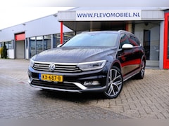 Volkswagen Passat Variant - 2.0 BiTDI 240pk 4Motion Highline Aut. Pano|Leder|Xenon|Virtual Disp|Adapt.Cruise|Enz