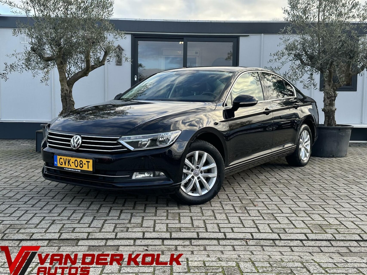 Volkswagen Passat - 1.4 TSI ACT Comfortline Adaptive Cruise Navi CarPlay Climate - AutoWereld.nl