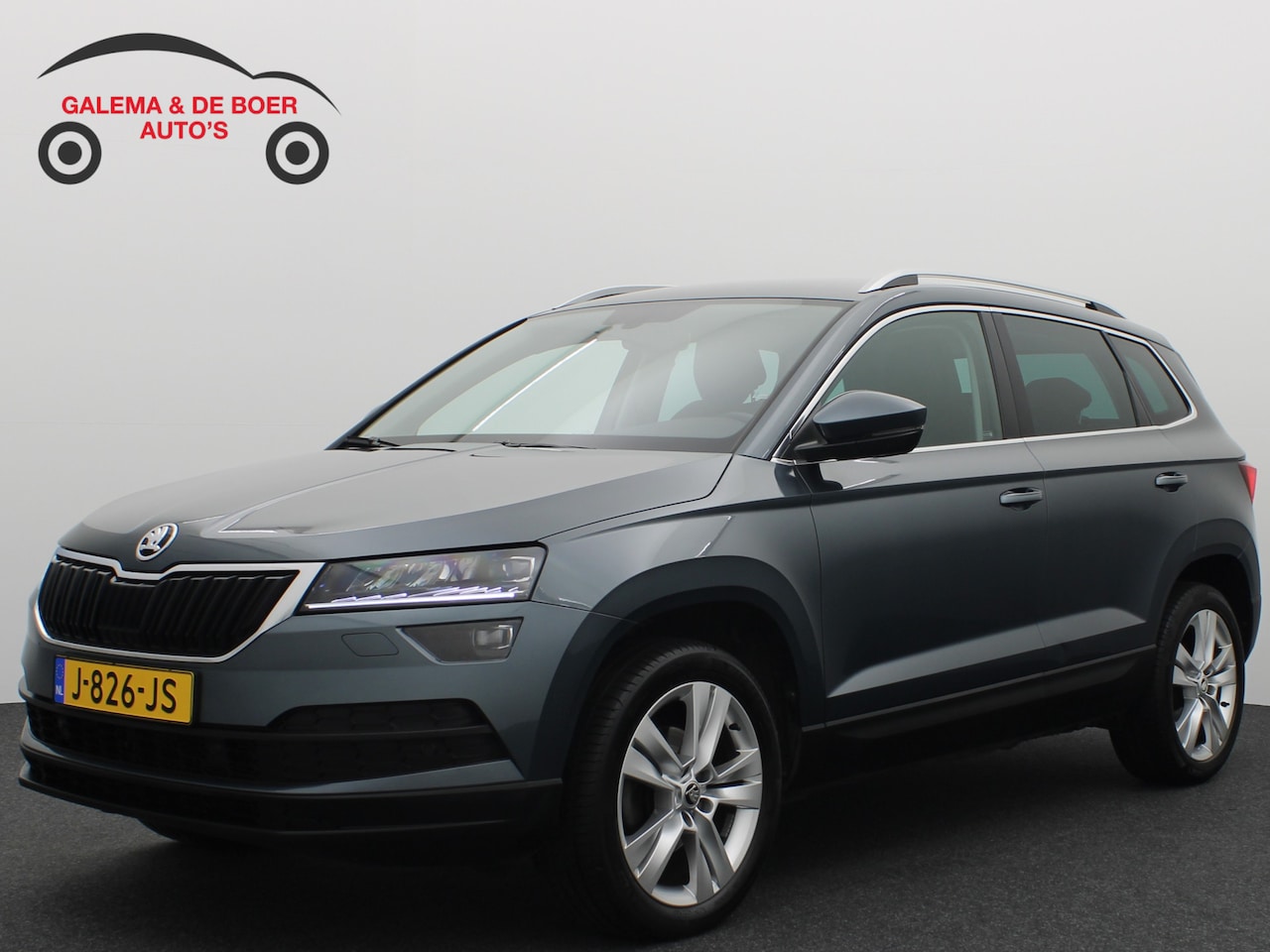 Skoda Karoq - 1.5 TSI ACT Business Edition AUTOMAAT / LEDER-ALCANTARA / STOELVERW / FULL LED / CAMERA / - AutoWereld.nl