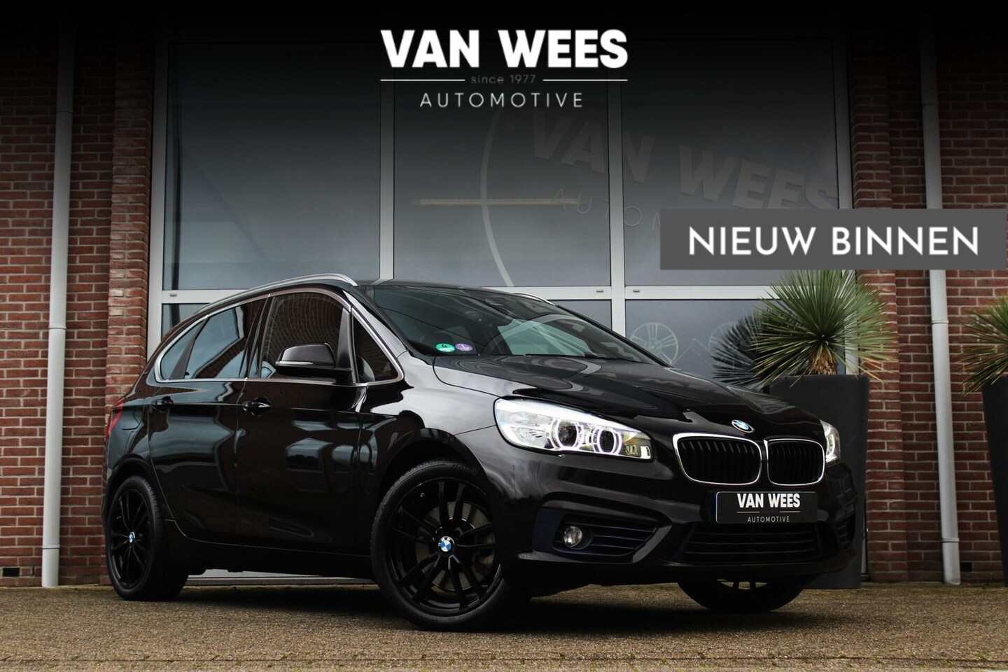 BMW 2-serie Active Tourer - 225xe F45 iPerformance Centennial High Executive | NL auto | 2e eigenaar | LED | 18 inch | - AutoWereld.nl