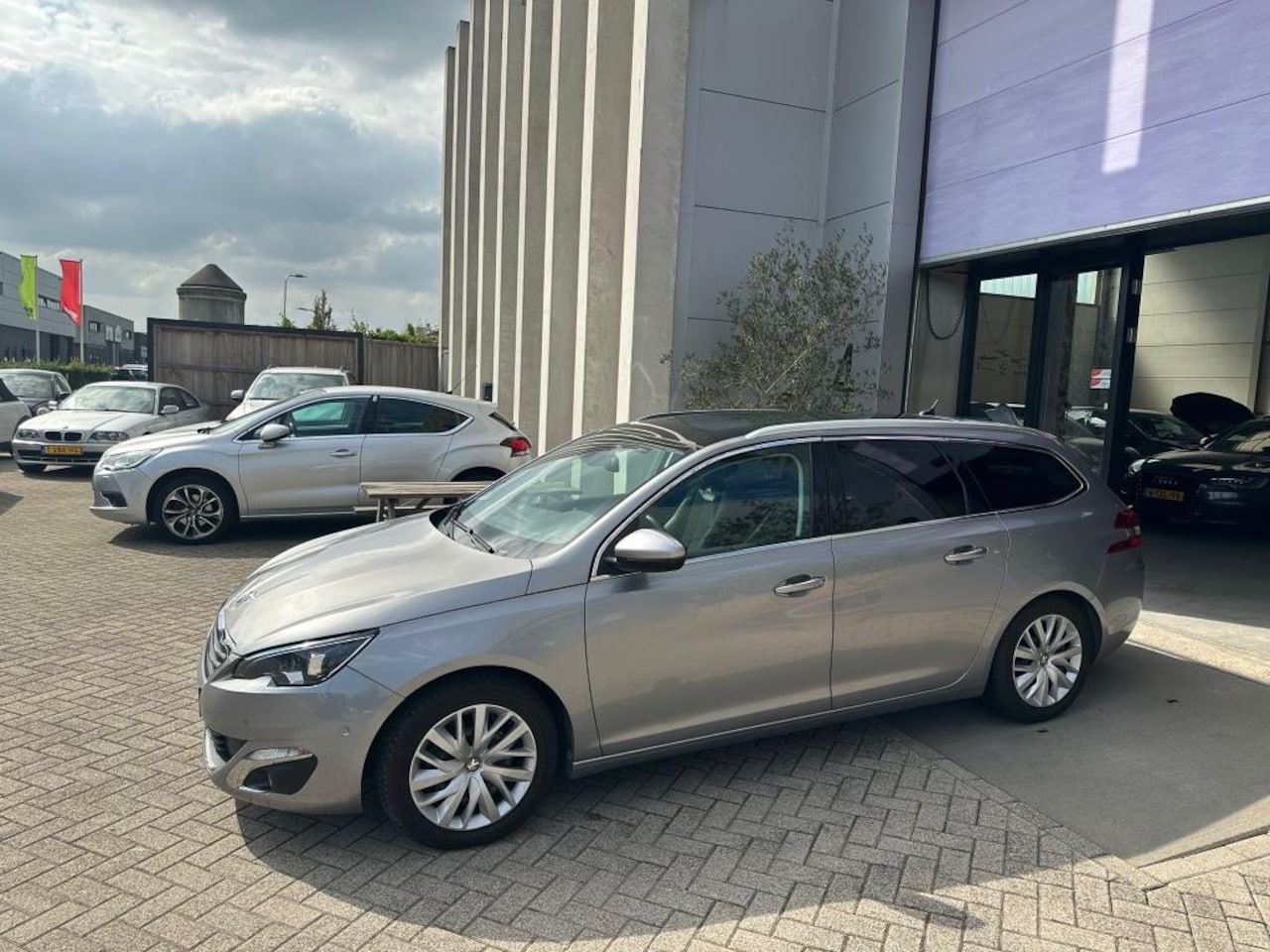 Peugeot 308 SW - 1.2 Sport! PANO! LED! NAVI! INRUIL MOGELIJK! - AutoWereld.nl